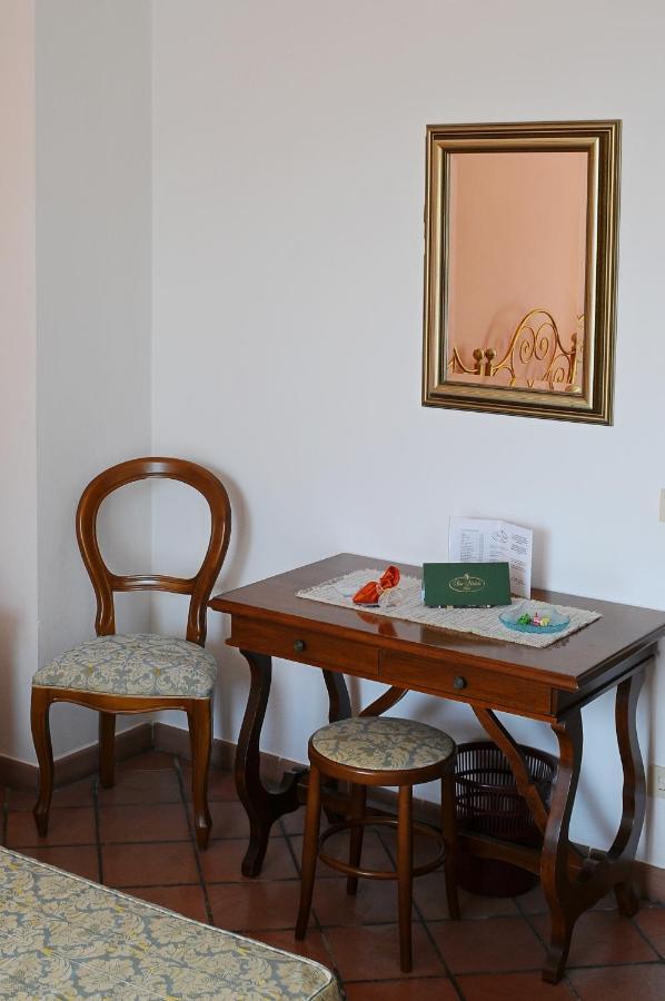 Hotel San Michele San Gimignano Eksteriør billede